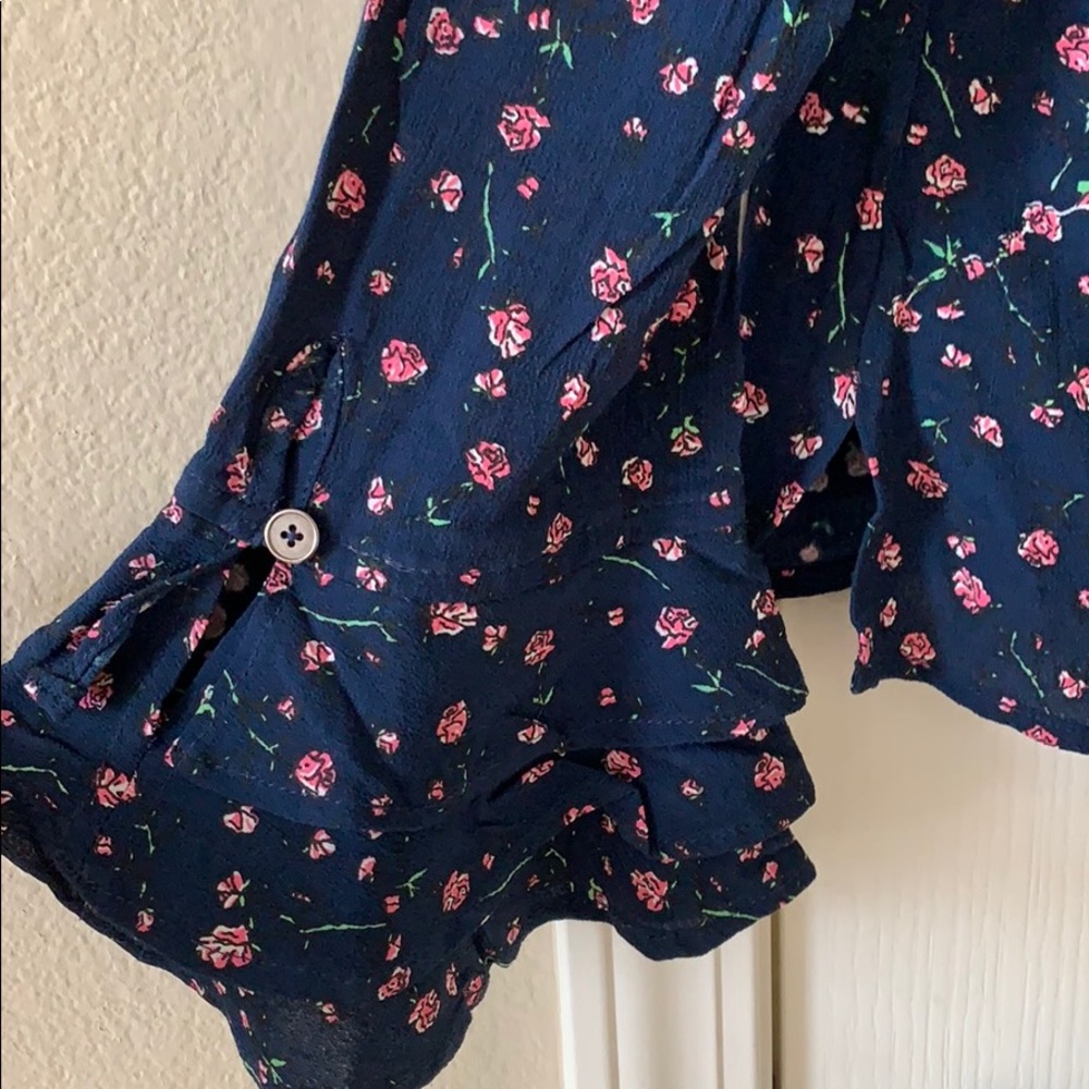 Cleobella brand new blouse with flared sleeves - Picture 5 of 5